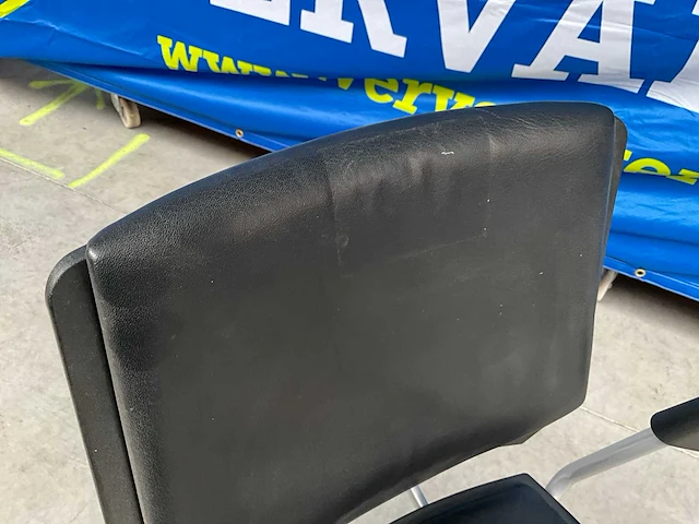 Giroflex design vergaderstoelen (17x) - afbeelding 5 van  8