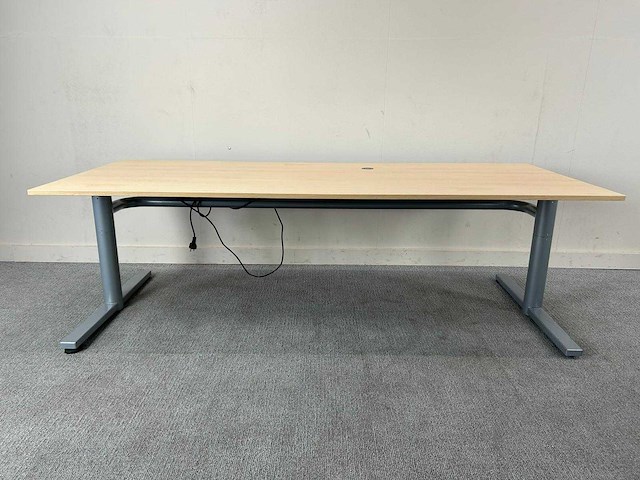 Gispen - elektrisch zit/sta bureau - bureau - afbeelding 1 van  10