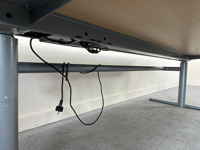 Gispen - elektrisch zit/sta bureau - bureau - afbeelding 4 van  10