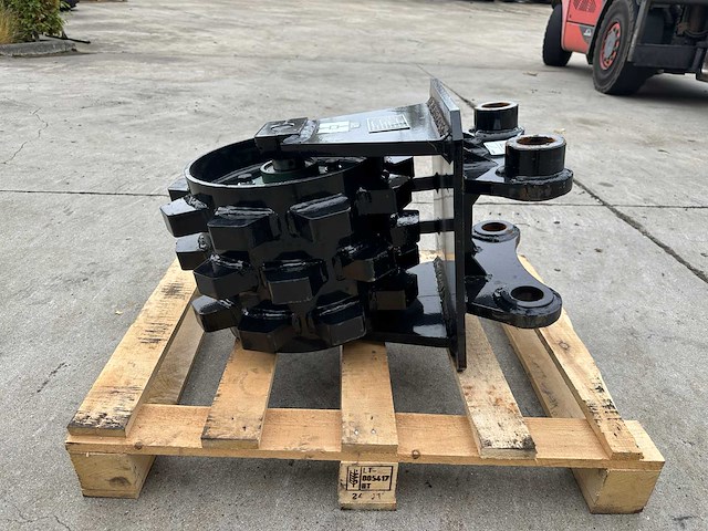 Giyi - 2025 - 305 - voorzetapparatuur - verdichtingswiel - afbeelding 4 van  7