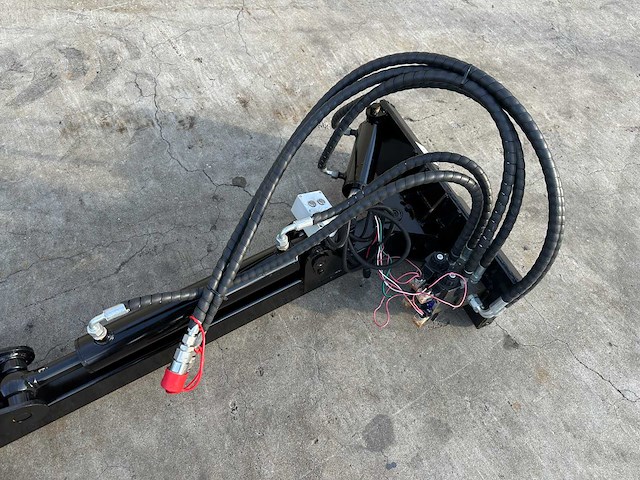 Giyi - 2025 - bd43 - graafarm - afbeelding 2 van  10