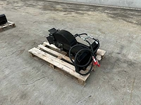 Giyi - 2025 - gy-szymj - stronkenfrees - afbeelding 1 van  10