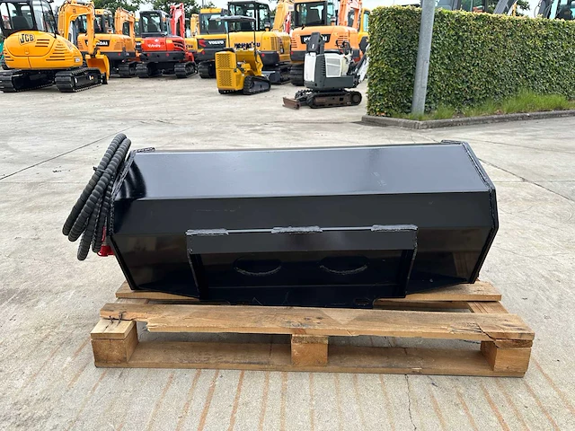 Giyi - 2025 - gy-xgj - grondfrees passend op schranklader - afbeelding 4 van  9