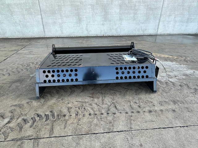 Giyi - 2025 - rr78 - voorzetapparatuur - steenraper - afbeelding 1 van  12