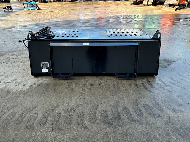 Giyi - 2025 - rr78 - voorzetapparatuur - steenraper - afbeelding 8 van  12