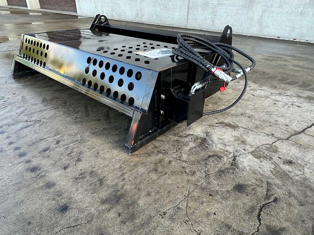 Giyi - 2025 - rr78 - voorzetapparatuur - steenraper - afbeelding 11 van  12