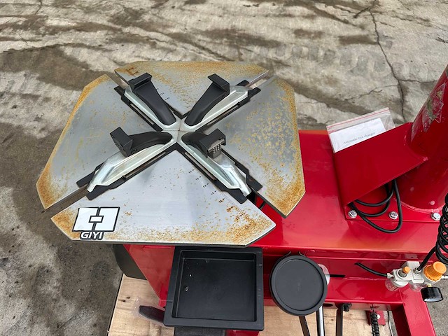 Giyi - 2025 - sk-btj10 - banden de-en montageapparaat - afbeelding 2 van  18