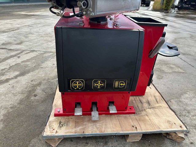 Giyi - 2025 - sk-btj10 - banden de-en montageapparaat - afbeelding 8 van  18