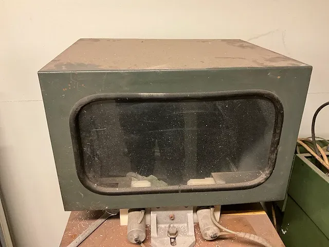 Glaslattenzaagmachine soenen hendrik - afbeelding 5 van  11