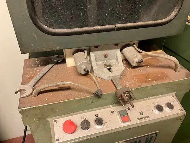 Glaslattenzaagmachine soenen hendrik - afbeelding 6 van  11