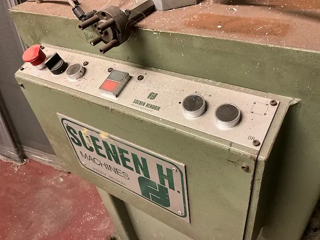 Glaslattenzaagmachine soenen hendrik - afbeelding 11 van  11