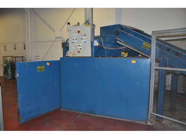 Glass container with a belt conveyor galloo - afbeelding 3 van  4