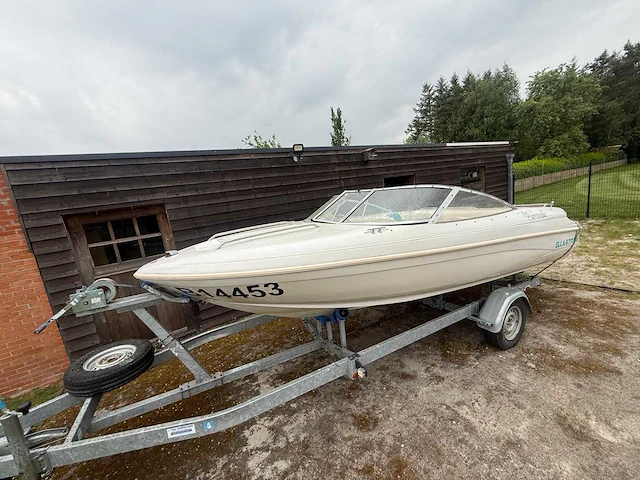 Glastron - 1995 - speedboot - afbeelding 1 van  17