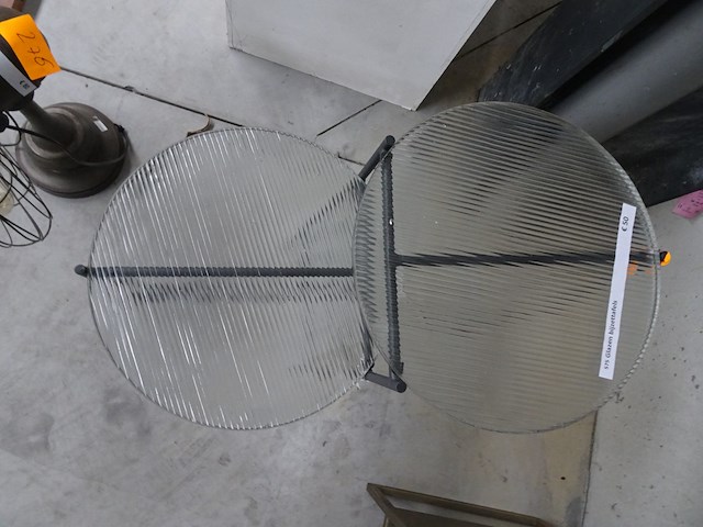 Glazen bijzettafels - afbeelding 2 van  2