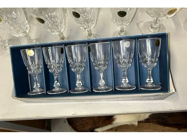 Glazen cristal en servies - afbeelding 5 van  10