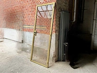 Glazen deur met aluminium kader – ral 1036 goud - afbeelding 1 van  8