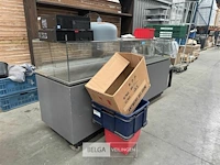 Glazen houten etalagekast - afbeelding 3 van  5