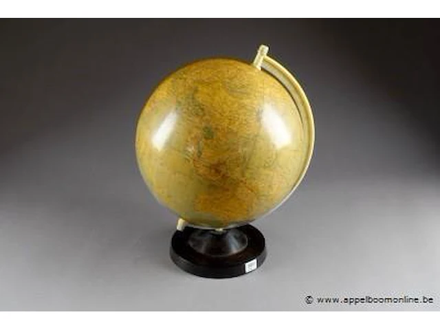 Globe terrestre par paul räth. pied en bakélite. allemagne. vers 1950. hauteur : 44 cm. - afbeelding 1 van  1