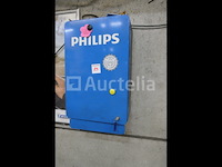 Gloeilampen en wandkast