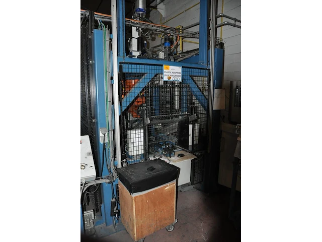 Glue application station incl. robot abb - afbeelding 6 van  6
