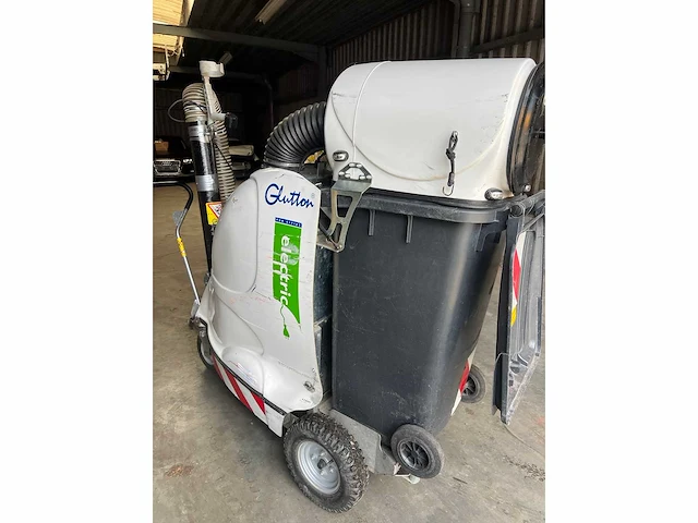 Glutton - 2018 - collect 2411 electric - straatveegmachine - afbeelding 13 van  13