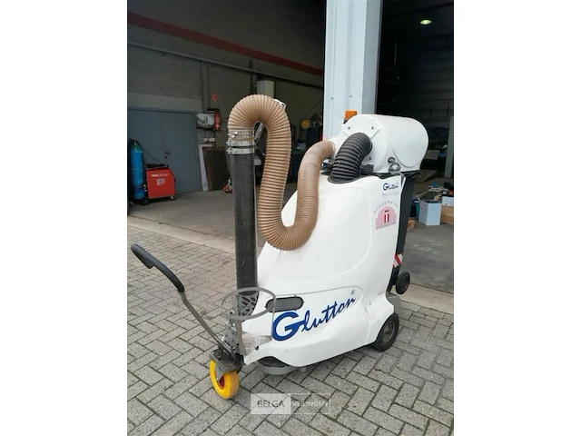 Glutton straatveegmachine - afbeelding 3 van  4