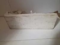 Godin venus op een zetel - getekend - european pottery - afbeelding 6 van  19