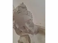 Godin venus op een zetel - getekend - european pottery - afbeelding 11 van  19