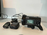 Godox ad400 pro draagbare studioflitser - afbeelding 1 van  8