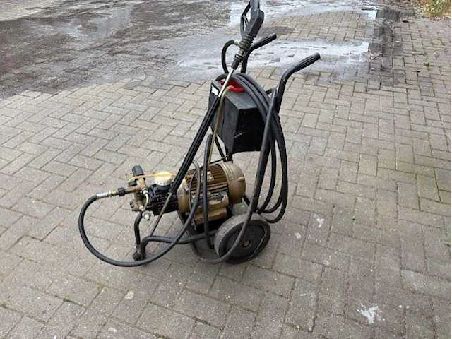 Goldline p100 - high pressure-cleaners - afbeelding 1 van  10