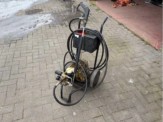 Goldline p100 - high pressure-cleaners - afbeelding 4 van  10