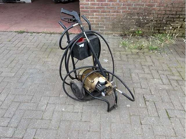 Goldline p100 - high pressure-cleaners - afbeelding 7 van  10