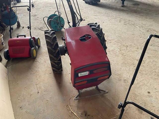 Goldoni 714 tractor - afbeelding 13 van  16