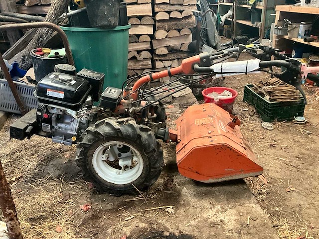 Goldoni uno 8s tweewielige tractor - afbeelding 12 van  22