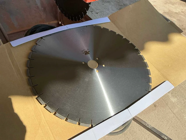 Gölz bs650 steenzaagmachine - afbeelding 13 van  13