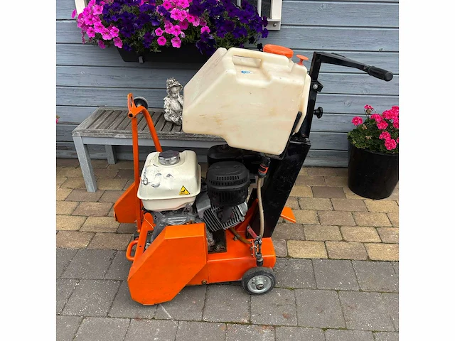Golz sf170 vloerzaag / betonzaag - afbeelding 2 van  3