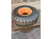 Goodyear 14.00-20 – band met stalen velg - afbeelding 2 van  4