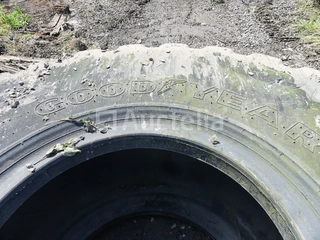 Goodyear 23.5 r 25 band voor bouwmachines - afbeelding 3 van  3