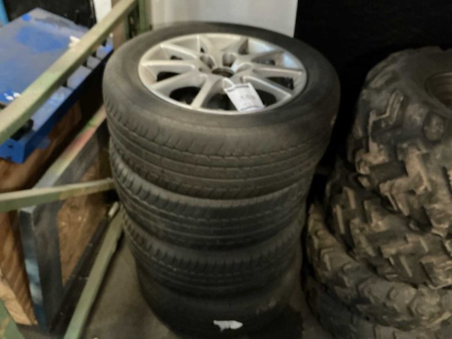 Goodyear band op velg (4x) - afbeelding 1 van  3