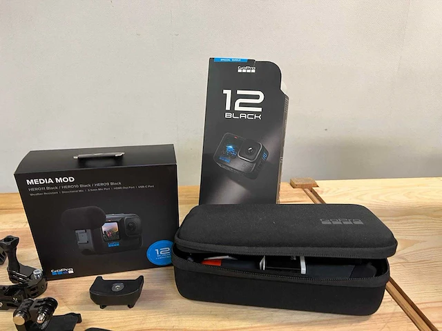 Gopro hero 12 black + accessoires - afbeelding 15 van  16