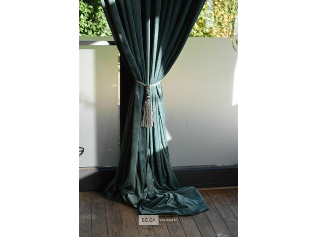 Gordijnen 16 stuks kleur donker groen lengte 2,85 - afbeelding 3 van  3