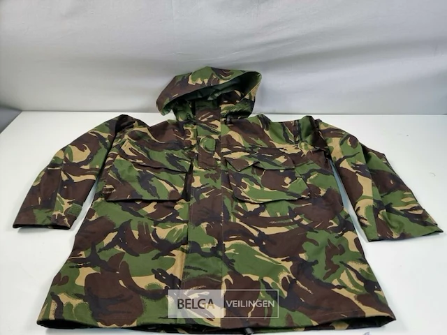 Gore-tex regenjas 3-laminaat dpm camo - afbeelding 1 van  3