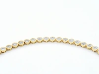Gouden armband vol met diamanten gezet - afbeelding 6 van  8