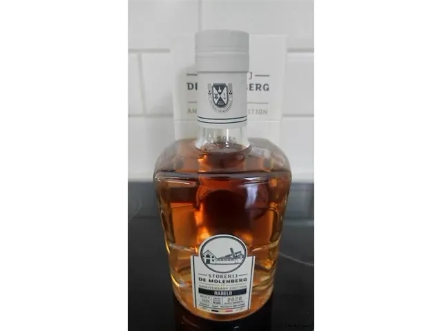 Gouden carolus whisky - afbeelding 1 van  7