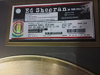 Gouden plaat ed scheeran xl kader ( 730mm - 540mm ) - afbeelding 2 van  4