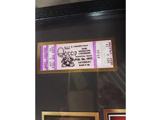 Gouden plaat queen xl kader ( 730mm - 540mm ) - afbeelding 4 van  5