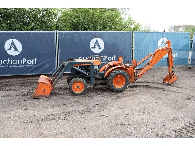 Graaf-laadcombinatie kubota b6000 diesel - afbeelding 1 van  1