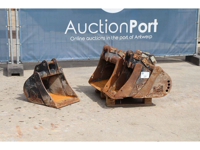 Graafbak kubota kx027 4 stuks - afbeelding 1 van  1