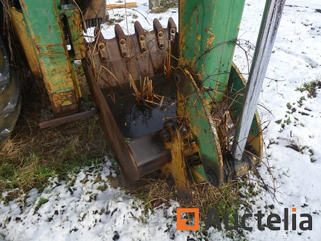 Graaflaadmachine caterpillar 428 - afbeelding 13 van  20