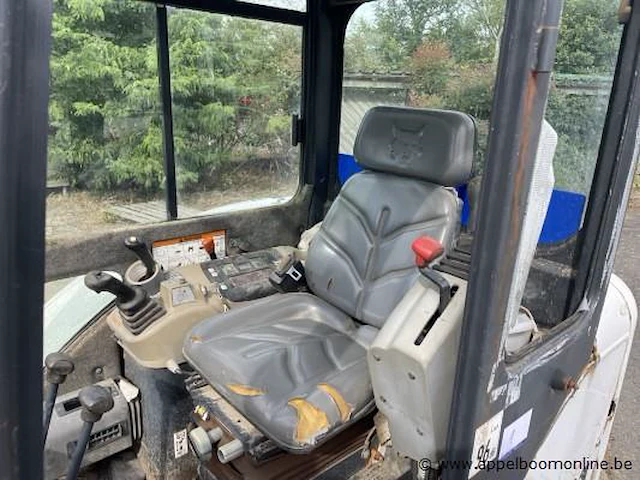 Graafmachine bobcat, type 331**g, sn 234316319, bj 2006 - afbeelding 4 van  7